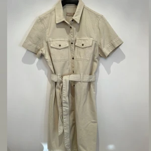 Klänning  - Jeansklänning från Pieces 