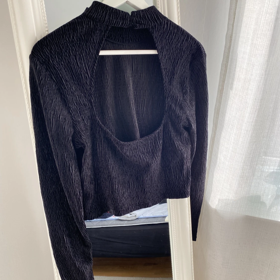 Topp med öppen rygg! - 90