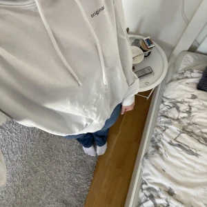 Vit hoodie från hm - Jätte fin vit hoodie från hm!