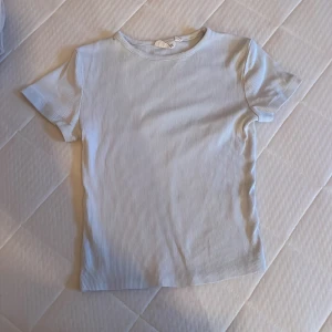 Blå tröja  - Jätte skön och fin