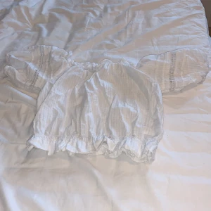 Top  - Bra skick! Använd 1 gång 