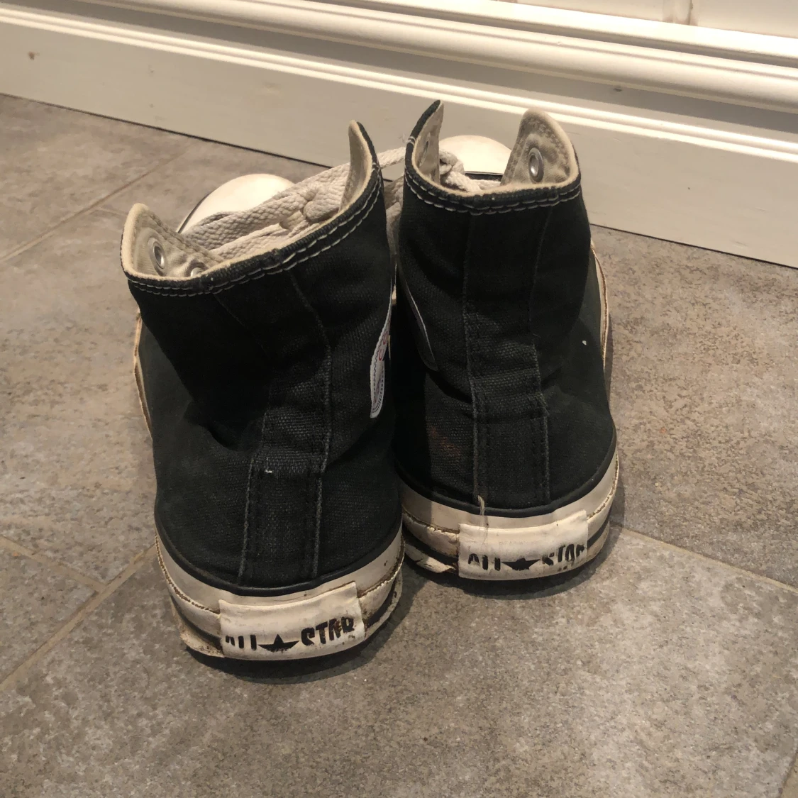 Svarta converse - 91