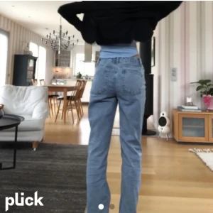 As snygga jeans - Jättesnygga blåa jeans från Asos i midrise!!