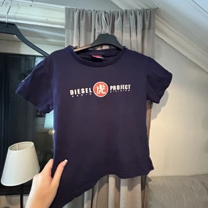 Disel tröja  - Märkes tröja disel vintage  Storlek xs-s 