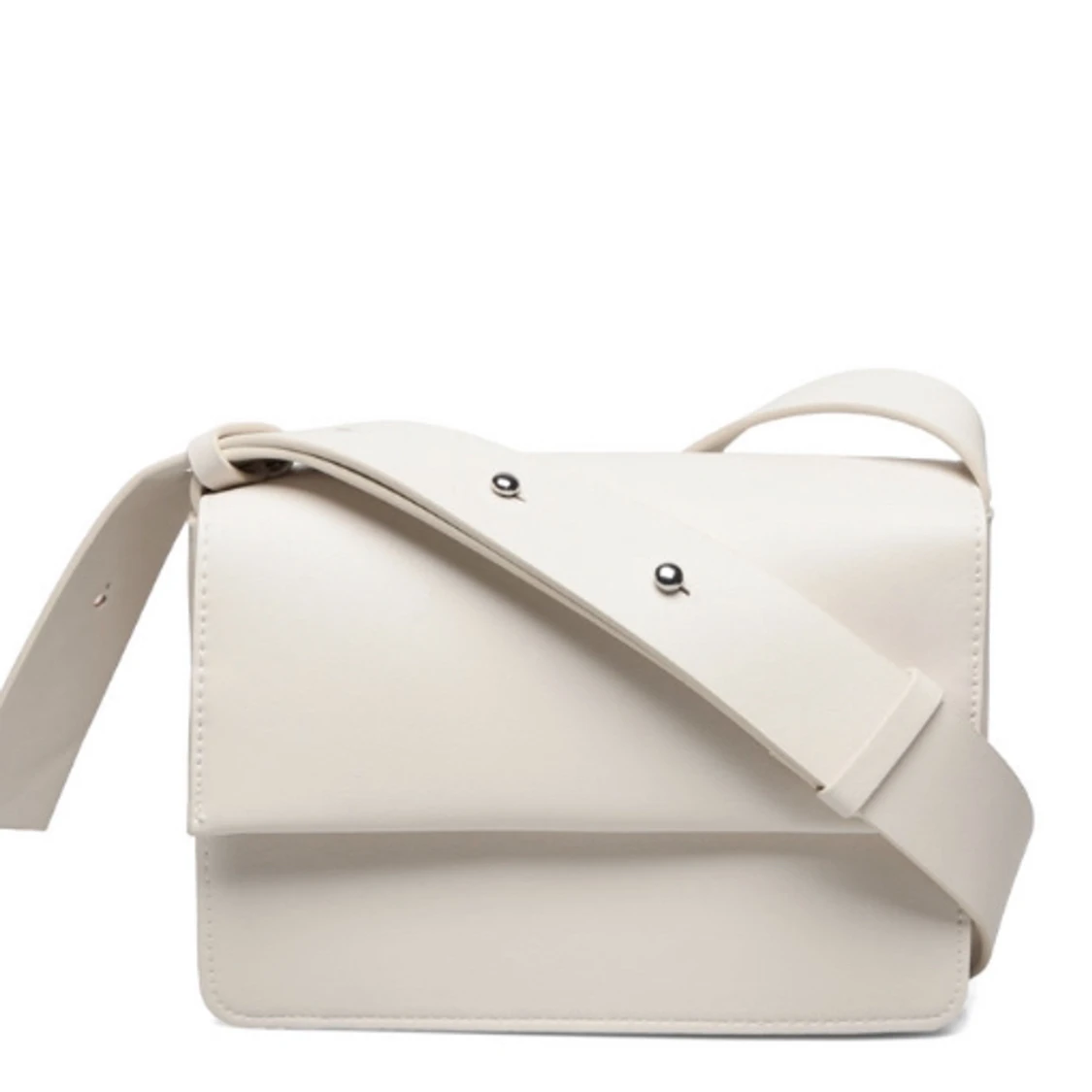 Kräm vit väska🫶🏼