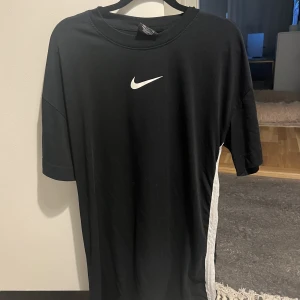 Nike T-shirt klänning - Gott skick 