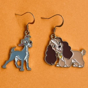 Lady och lufsen örhängen 🧡 - Nickelfria krokar och fri frakt 🧡