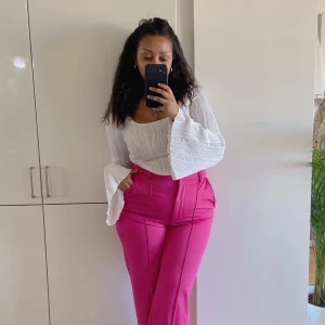 Rosa kostymbyxor  - Rosa kostymbyxor endast använda 1 gång