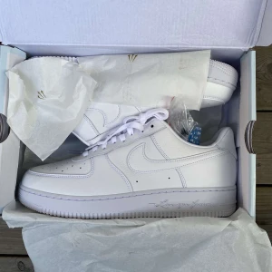 Nike Air Force 1 Low NOCTA Drake Certified Lover Boy - Nike Air Force 1 Low NOCTA Drake Certified Lover Boy (Nytt skick aldrig använda)
