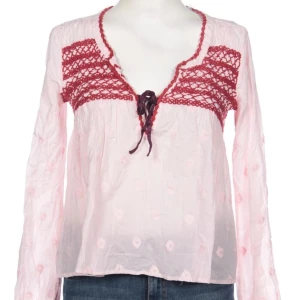 Odd Molly blus  - Säljer denna jättesöta blusen från odd Molly som tyvärr inte kommer till användning längre. Den är väl använd och är i mycket bra skick