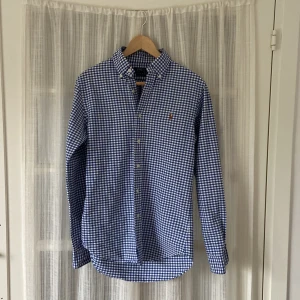 Ralph Lauren skjorta blåvit (S) - Blåvit rutig skjorta från Ralph Lauren i mycket gott skick, 10/10
