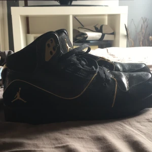 Jordans - Dom är för små kan mötas upp i sthlm