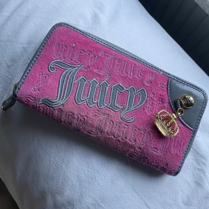 Juicy Couture Plånbok - 💖💖💖