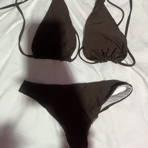Bikini  - Bikini köpt från Shein aldrig använt.