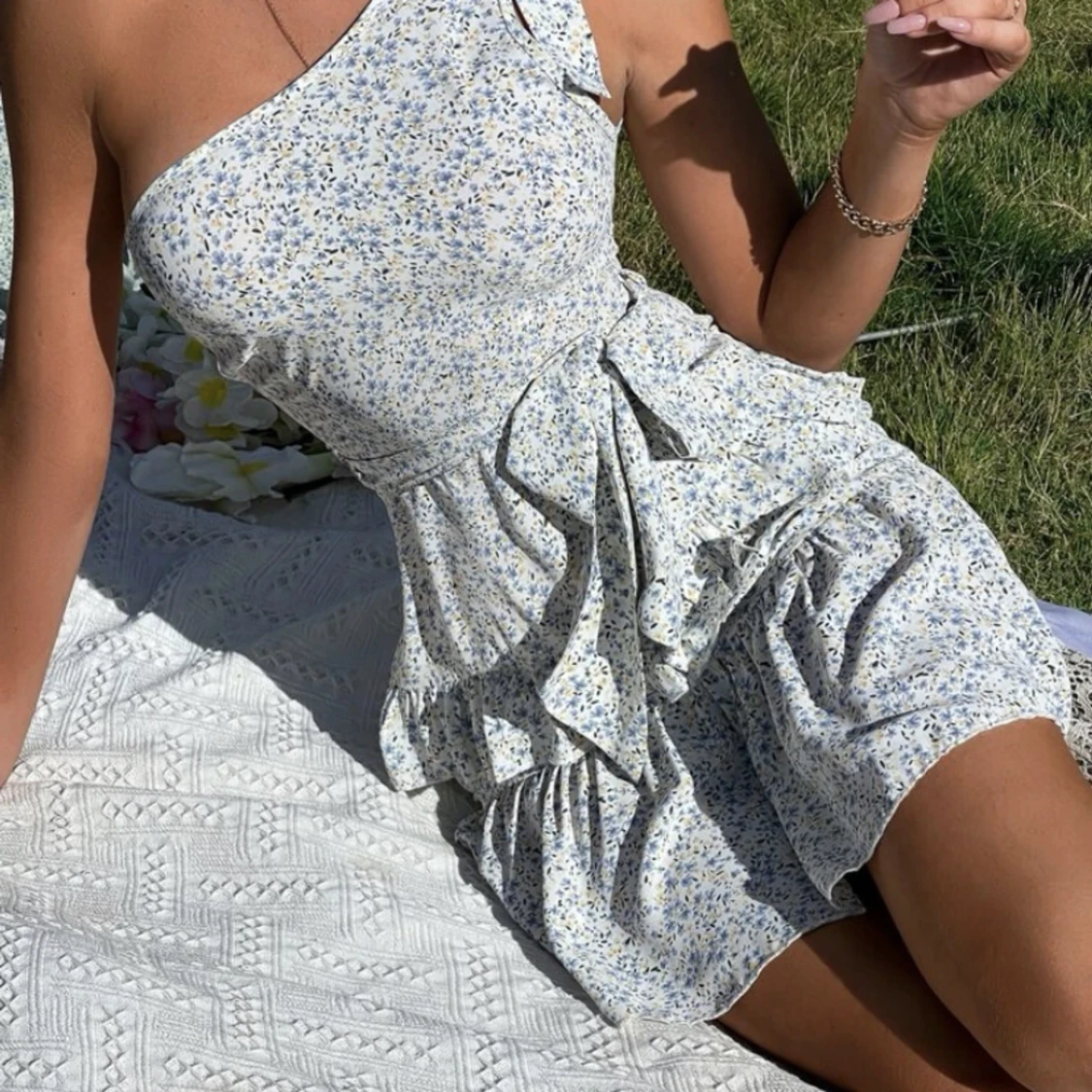 Blommig sommarklänning  - 91