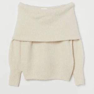 Stickad off shoulder tröja💘 - Fin beige/vit stickad tröja i stl S i fint skick💕💕