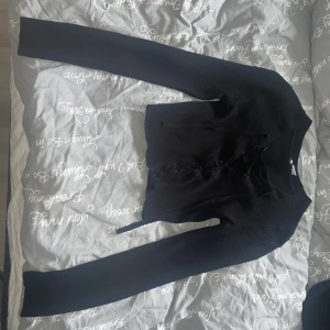 Svart tröja - Bra kvalite! ❤️