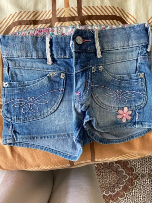 Shorts för barn - I mycket bra skick 