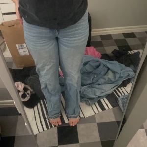 Jeans  - Säljer mina super fina jeans från lager 157 då dom är för små för mig 