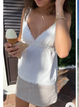 Linne  - Fint linne från Brandy Melville i storlek S! Använd en gång 🫶🏻