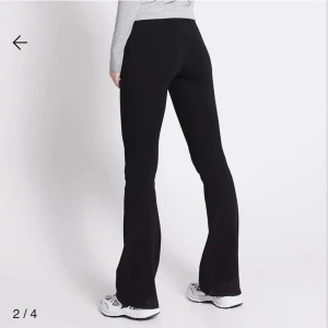 Lager157 Malva Bootcut - Säljer dessa byxor i nyskick. Har endast använd de en gång. Säljer pga att de är lite för små för mig.