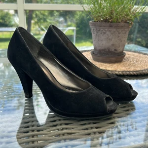 Mockapumps str 36 - Använt skick