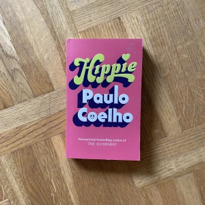 Bok - Hippie av Paulo Coelho. Nyskick, engelska. 