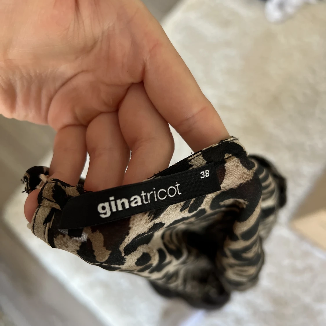 Superfin klänning från gina - 91