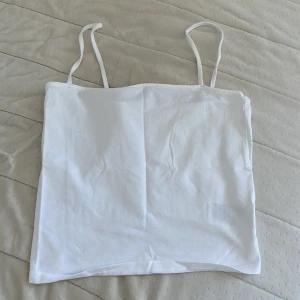 Topp  - Från hm, divided 