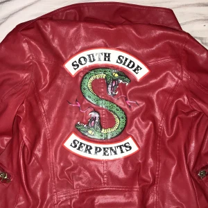 south side serpents jacka - jätte fin jacka i bra kvalite! 