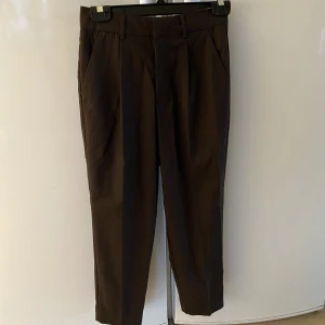 JJXX kostymbyxor  - Helt nya kostymbyxor, lappen sitter kvar