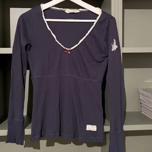 Odd Molly topp - Topp från Odd Molly.  Mycket bra skick, inga skavanker.  Storlek 1/S