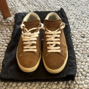 Saint Laurent skor - Saint Laurent i fint skick. Kan gå ner i pris vid snabb affär   storlek 41