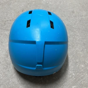 Kids helmet - Kids helmet for biking size 48-52. Brand decathlon wedze