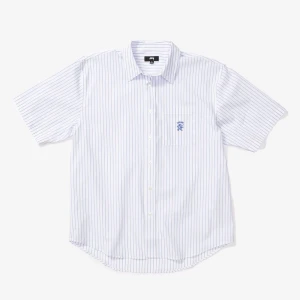 Stussy skjorta  - Stussy skjorta i nyskick. Köpt från ettresex. Storlek S men passar större.