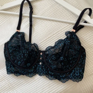 Balconette - Balconette knappt använd från Brigitte Bardots kollektion💝💝 75c❤️