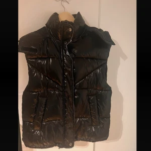 Dunväst - Aldrig kommit till användning 