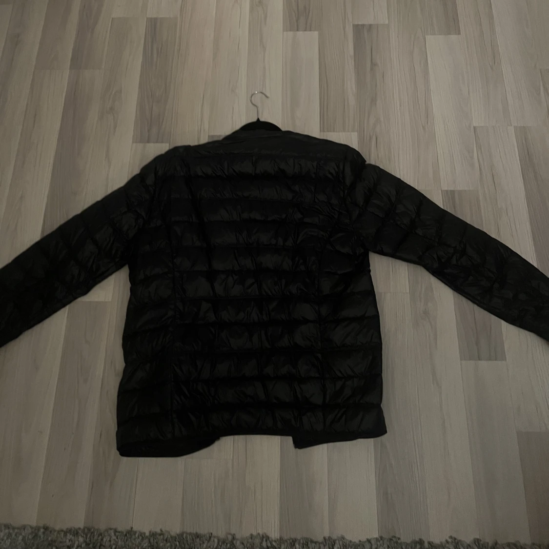 EA7 Armani Jacka storlek L - 90