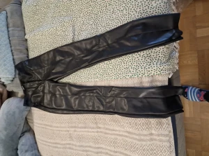 Fake leather pants - Size 34