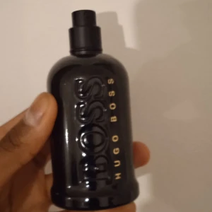 Boss parfym - 500kr styck 