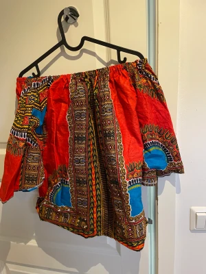 Tröja  - Tröja i jättebra skick. 