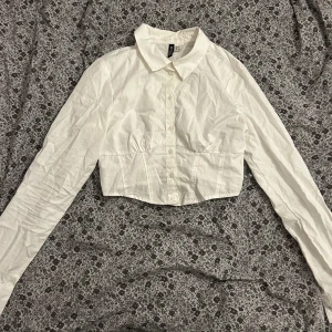 Skjorta  - Söt skjorta ifrån h&m 