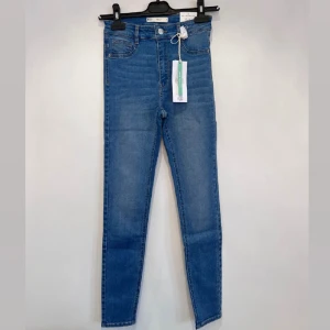 Molly jeans  - Superstretchiga, super sköna och riktigt bra passform. 