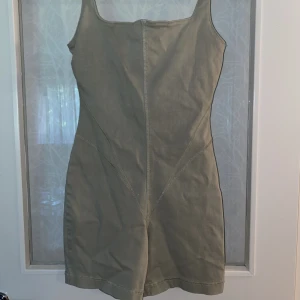 Jumpsuit  - Kort jumpsuit 