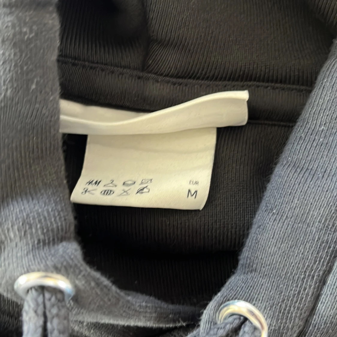 Svart premium hoodie  - 91