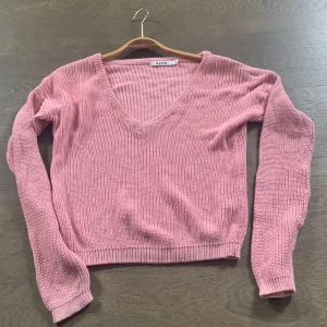 Stickad tröja - Stickad tröja från na-kd strl s Sååå fin ❤️