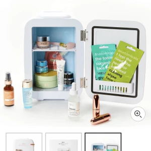 skincare fridge / kyl - säljer nu min typ oanvända mini kyl / skin care fridge, man kan ha dryck elelr hudvård i den, köpte för 1100kr🫶🏼