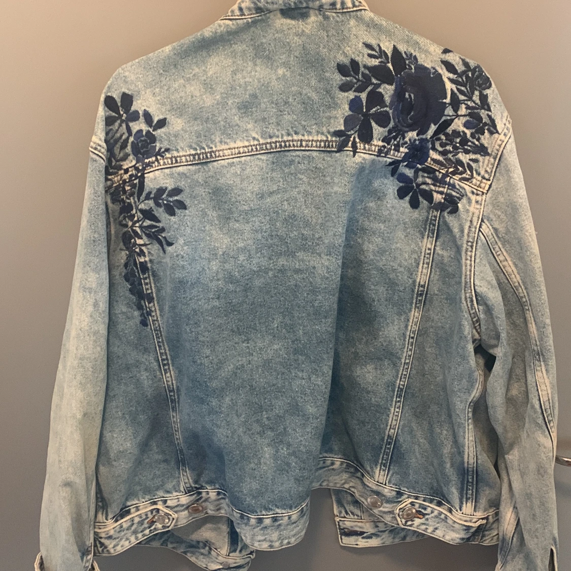 Jeansjacka med brodyr - 90