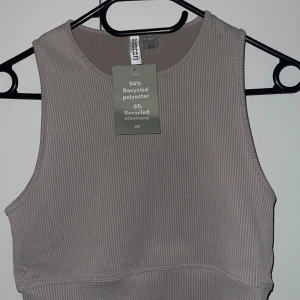 Oanvänd träningstopp - Helt ny träningstopp, endast testad. Prislapp kvar.