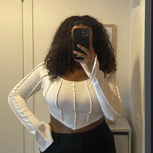 NAKD topp av Hanna Schönberg!  - Storlek s, sparsamt använd. Köparen står för frakt 